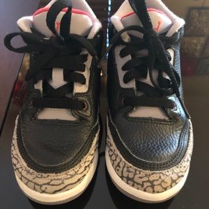 Nike air Jordan retro lll- kids